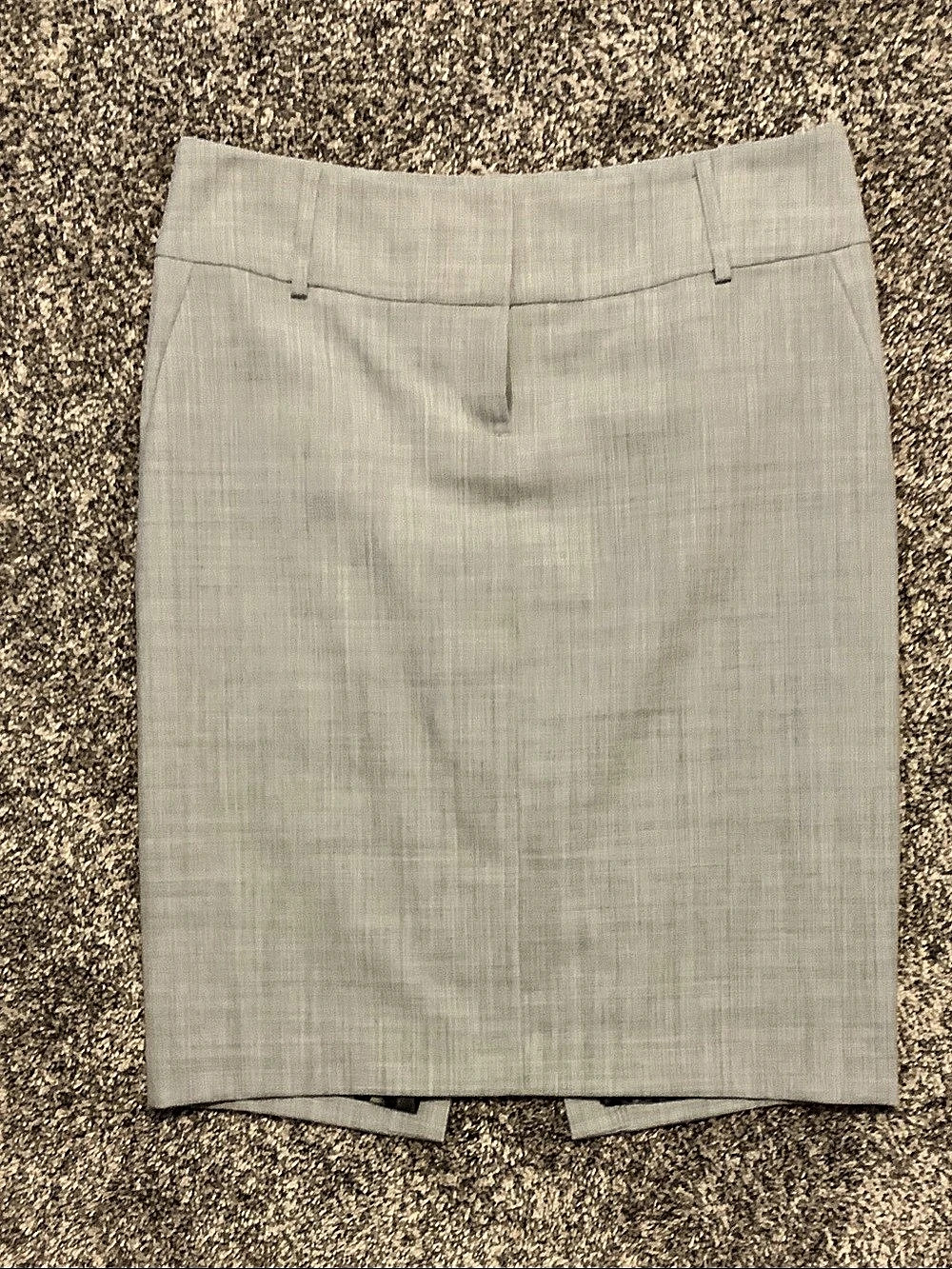Express Design Studio Pencil Skirt in Gray Size 4